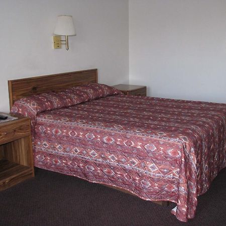 Blue And White Motel Kalispell Bagian luar foto