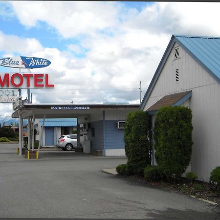 Blue And White Motel Kalispell Bagian luar foto