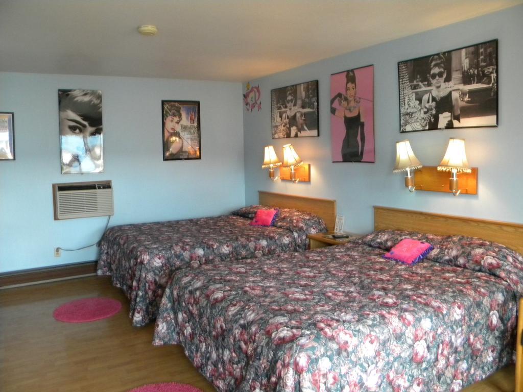 Blue And White Motel Kalispell Ruang foto